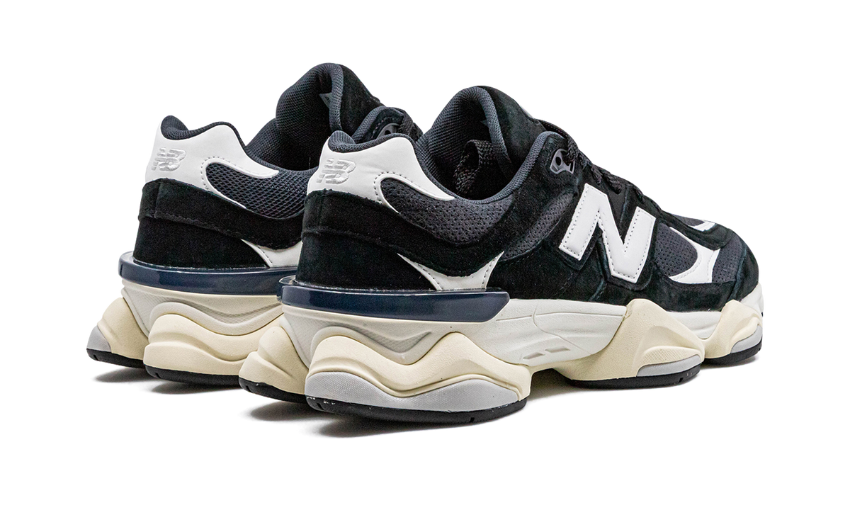 Overkicks - New Balance 9060 Black White (U9060AAA) - par completo