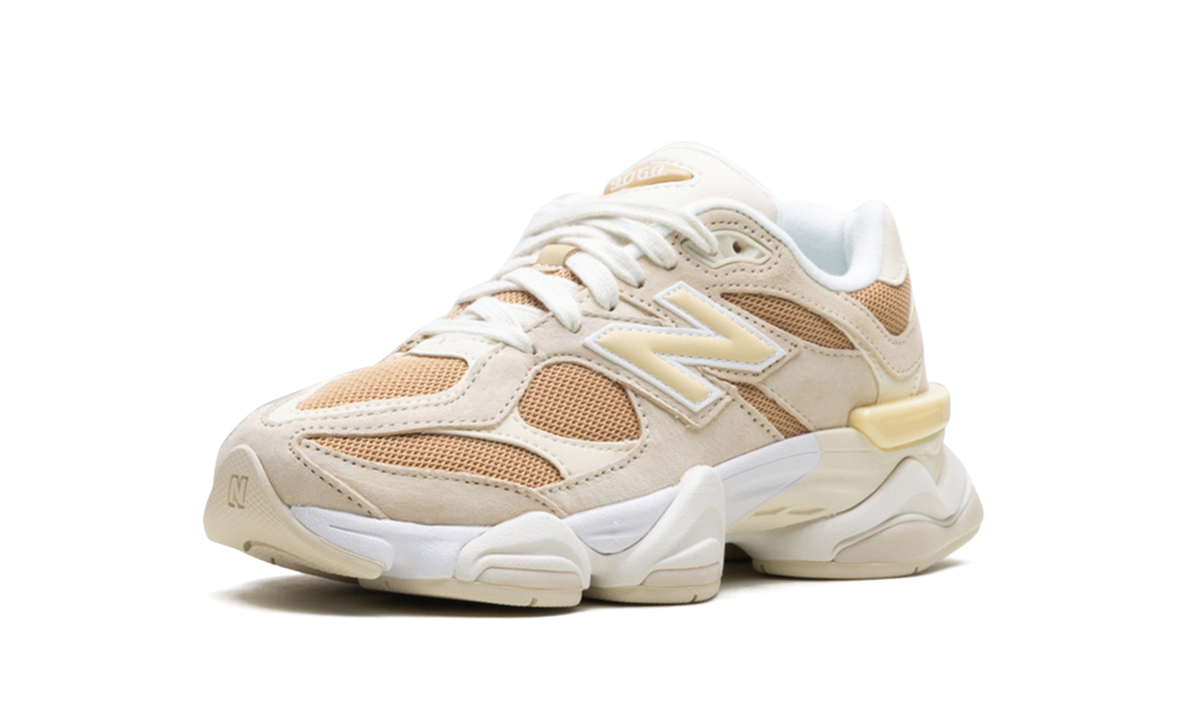Overkicks - New Balance 9060 Brown Ivory White (U9060FW) - detalle suela