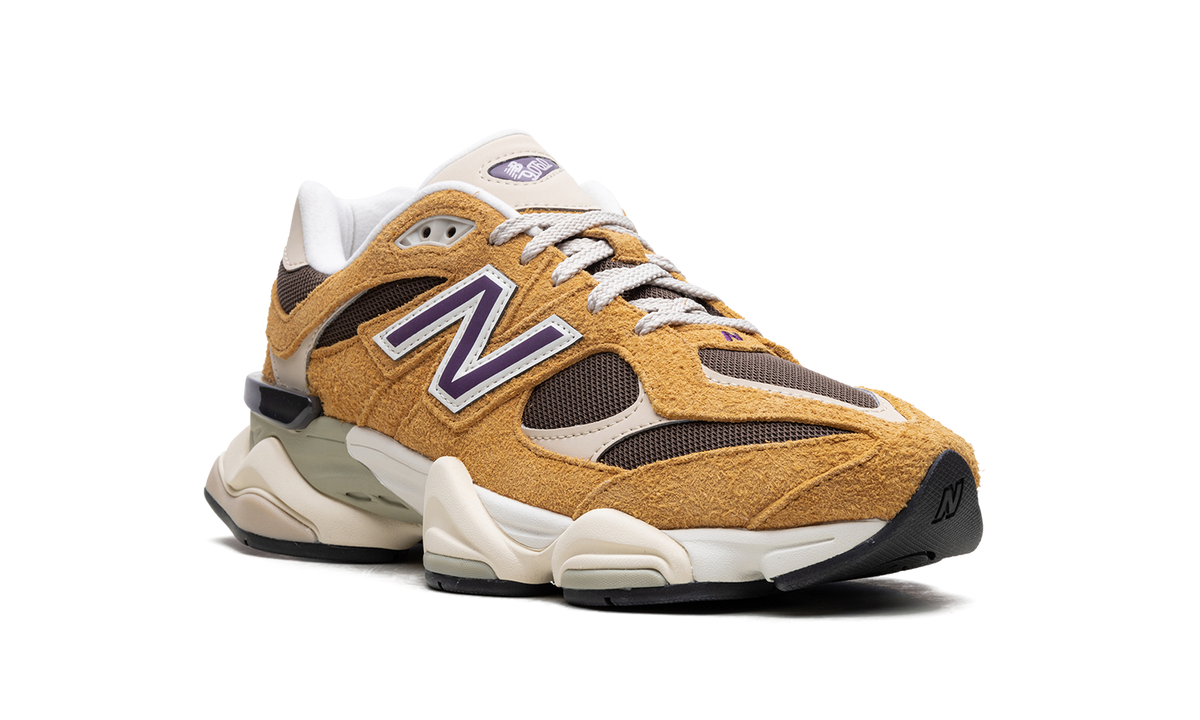 Overkicks - New Balance 9060 Butterscotch (U9060SRB) - detalle lateral interior