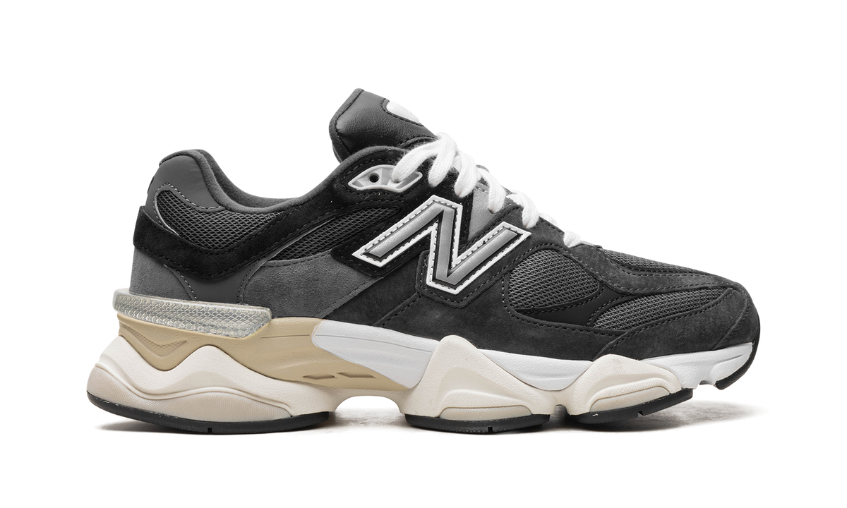Overkicks - New Balance 9060 Charcoal (U9060BLC) - detalle talón
