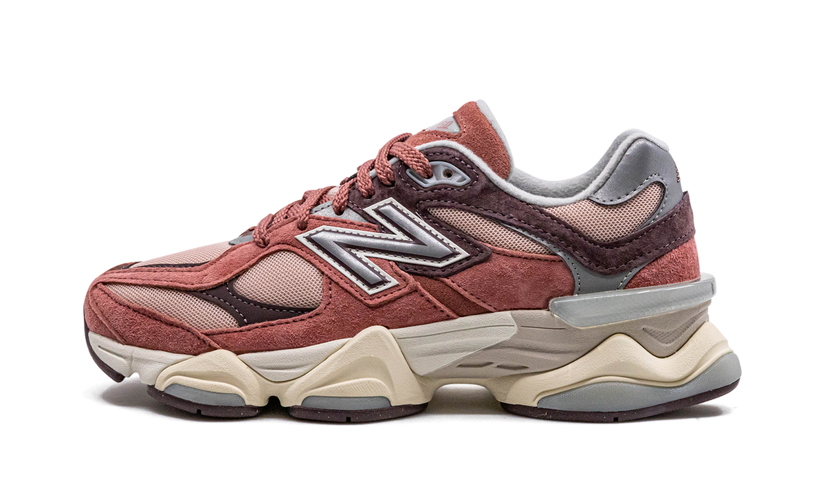 Overkicks - New Balance 9060 Cherry Blossom (U9060TRU) - vista lateral