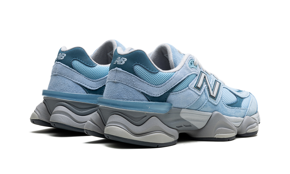 Overkicks - New Balance 9060 Chrome Blue (U9060EED) - par completo