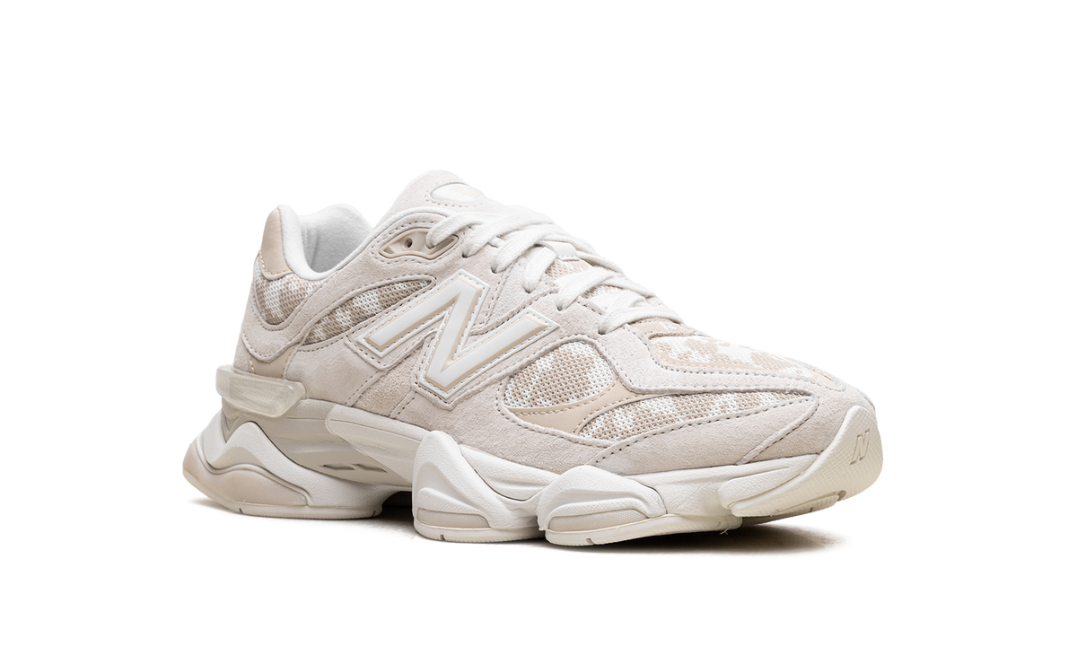 Overkicks - New Balance 9060 Cream Leopard (U9060ZH) - detalle upper