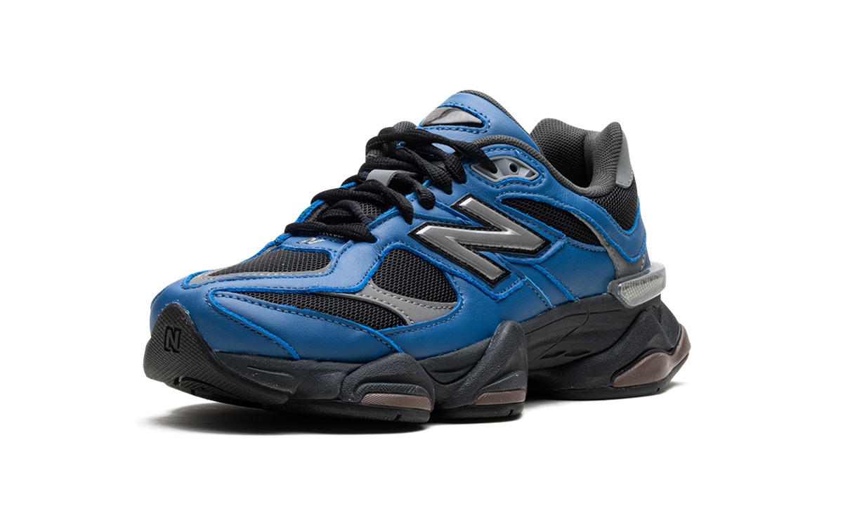 Overkicks - New Balance 9060 Dark Royal Brown (U9060NRH) - detalle suela