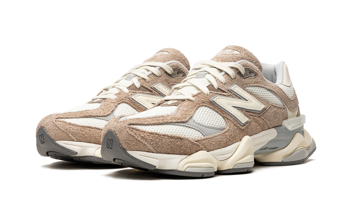 Overkicks - New Balance 9060 Driftwood Stone Pink Sea Salt (U9060HSB) - vista trasera