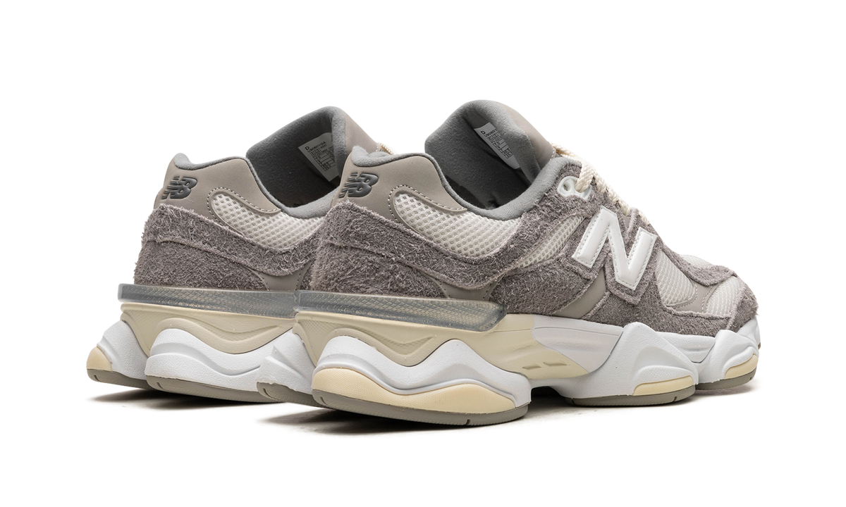 Overkicks - New Balance 9060 Grey White (U9060YGA) - par completo