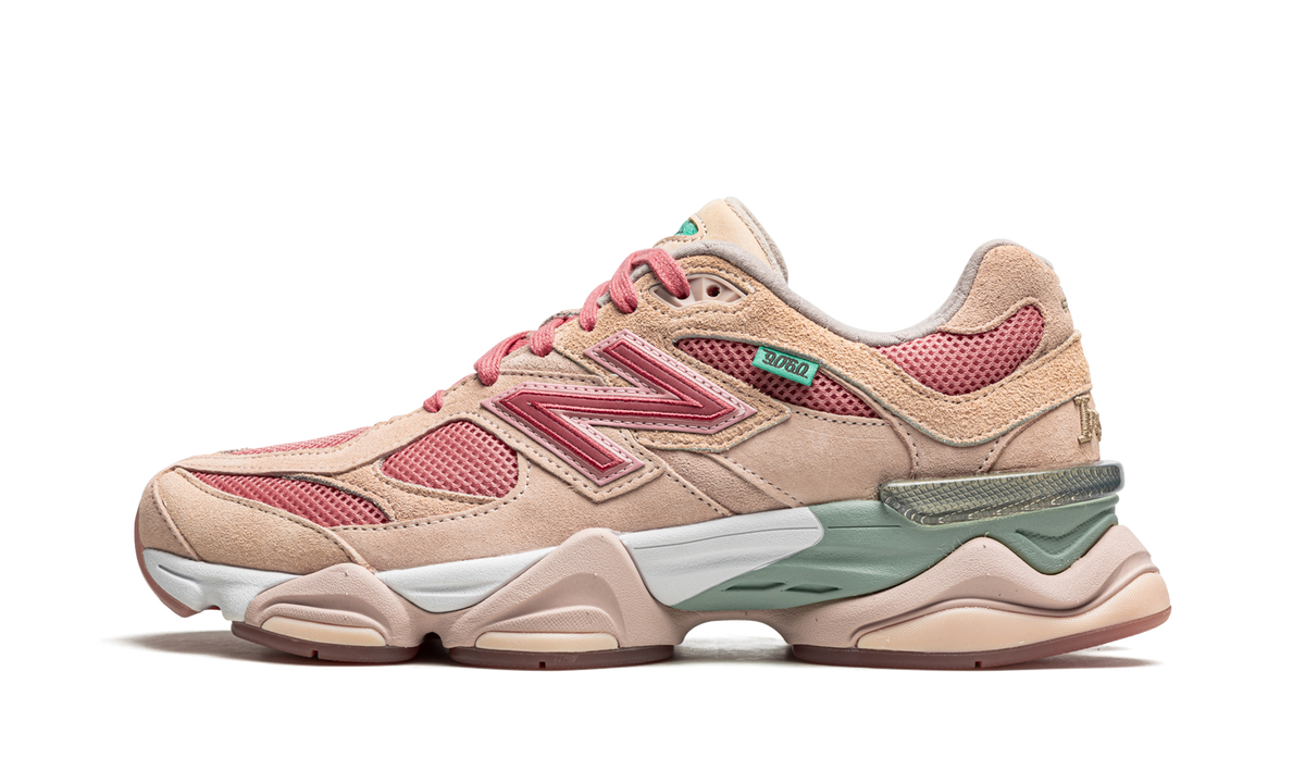 Overkicks - New Balance 9060 Joe Freshgoods Inside Voices Penny Cookie Pink (U9060JF1) - vista lateral