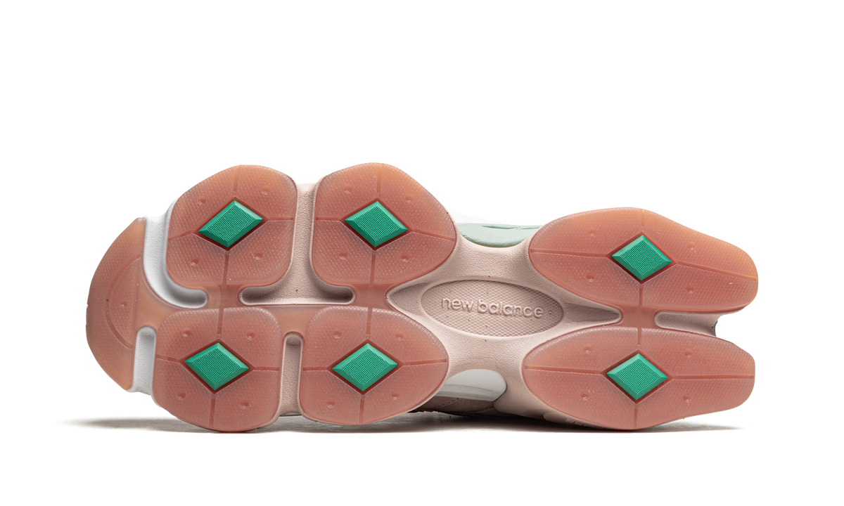 Overkicks - New Balance 9060 Joe Freshgoods Inside Voices Penny Cookie Pink (U9060JF1) - vista superior