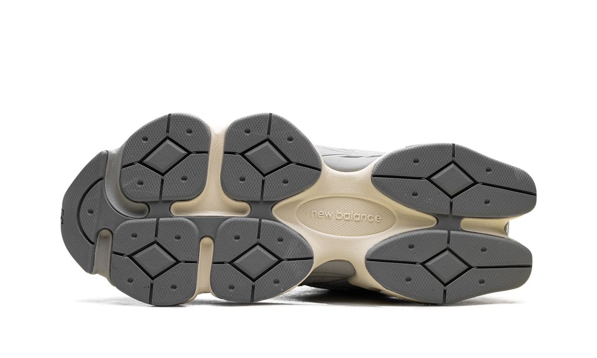 Overkicks - New Balance 9060 Light Grey White (U9060HX) - vista superior