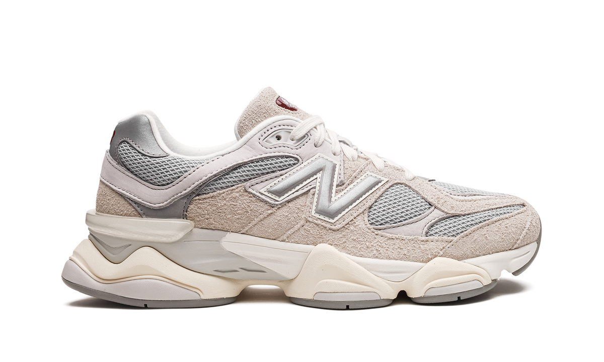 Overkicks - New Balance 9060 Lunar New Year Timberwolf Grey (U9060LNY) - detalle talón