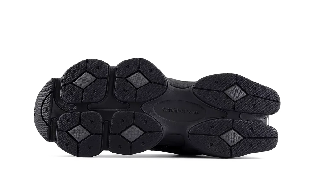 Overkicks - New Balance 9060 Mono Black (U906079E) - par completo