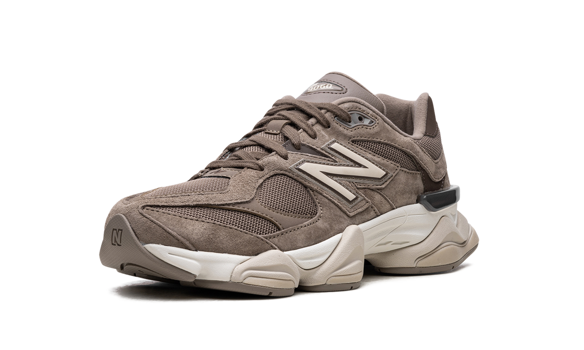 Overkicks - New Balance 9060 Mushroom Brown (U9060JMR) - detalle suela