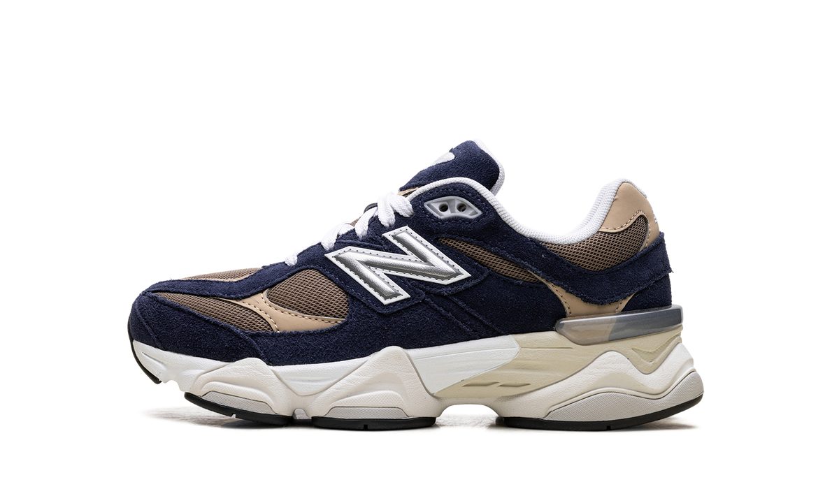 Overkicks - New Balance 9060 Navy Mushroom (GS) (GC9060BF) - vista lateral
