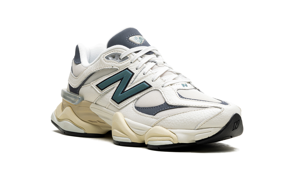 Overkicks - New Balance 9060 New Spruce (U9060ESD) - detalle lateral interior