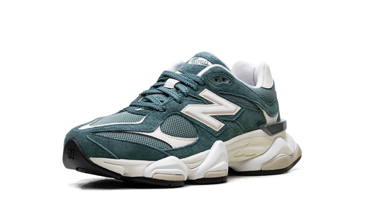 Overkicks - New Balance 9060 New Spruce Angora (U9060EEK) - detalle lateral