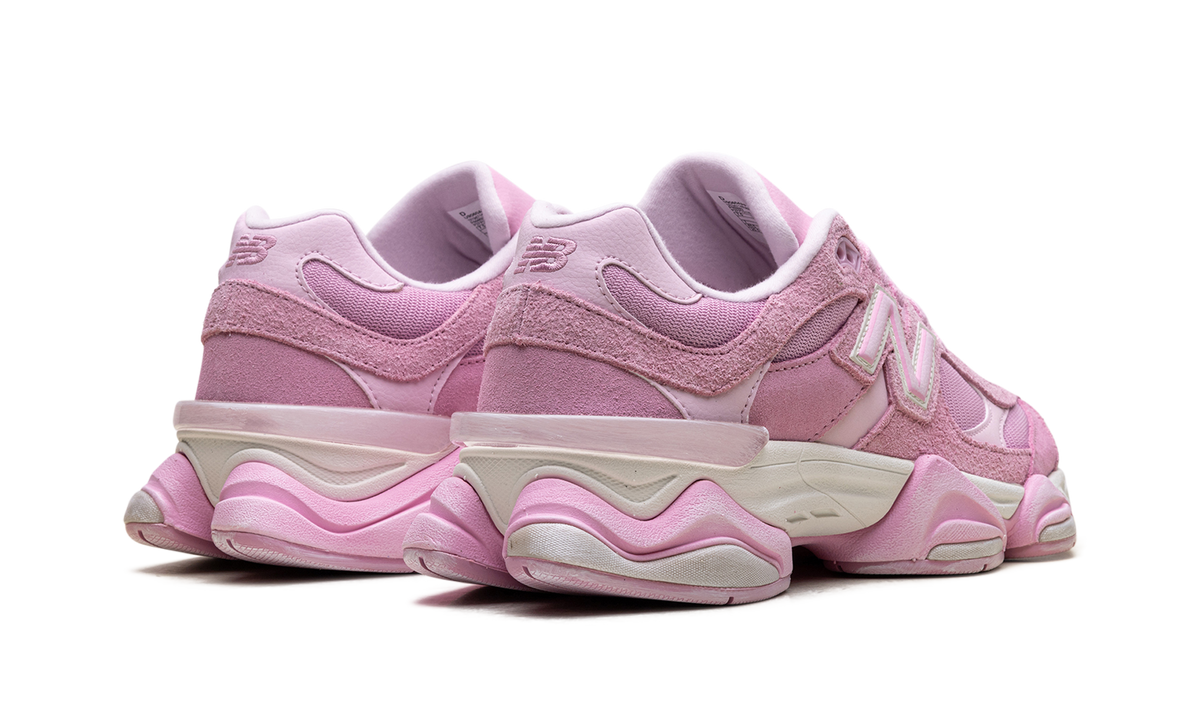 Overkicks - New Balance 9060 Pink Overdye (U9060APP) - par completo