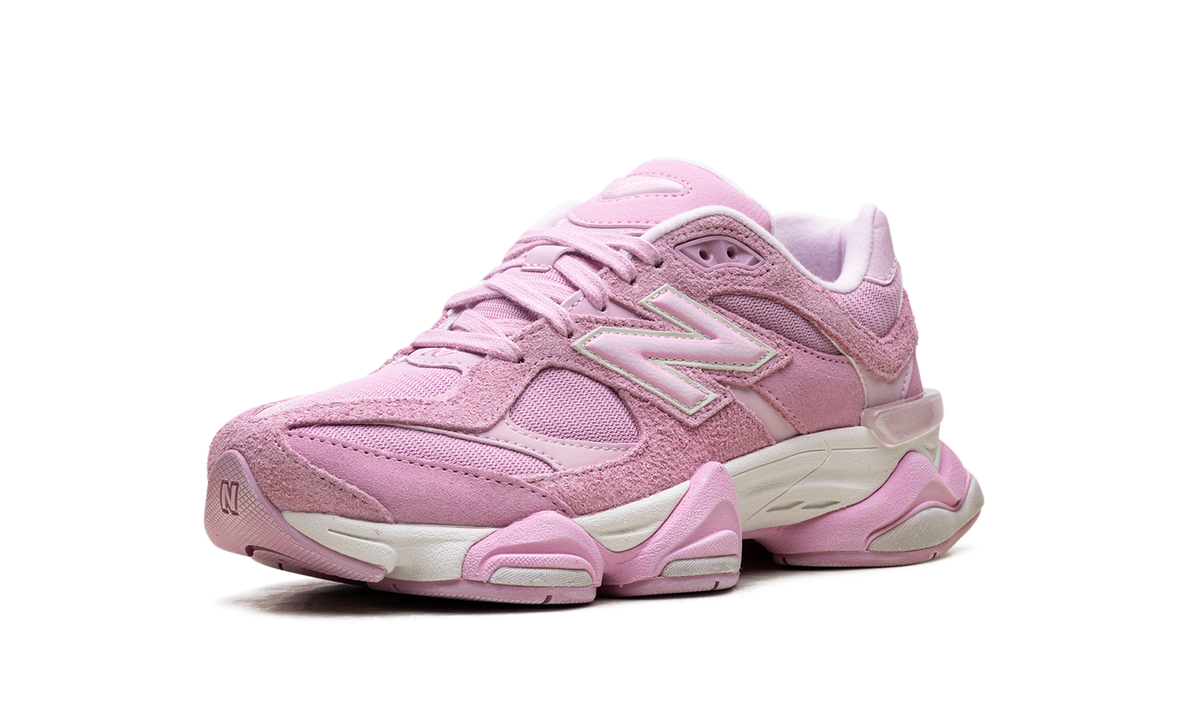 Overkicks - New Balance 9060 Pink Overdye (U9060APP) - detalle lateral