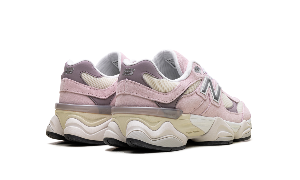 Overkicks - New Balance 9060 Pink White (GC9060BE) - par completo