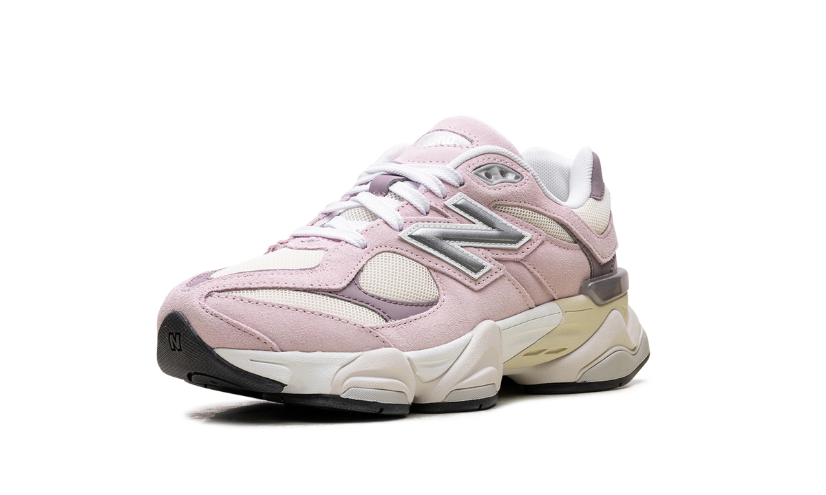 Overkicks - New Balance 9060 Pink White (GC9060BE) - detalle lateral