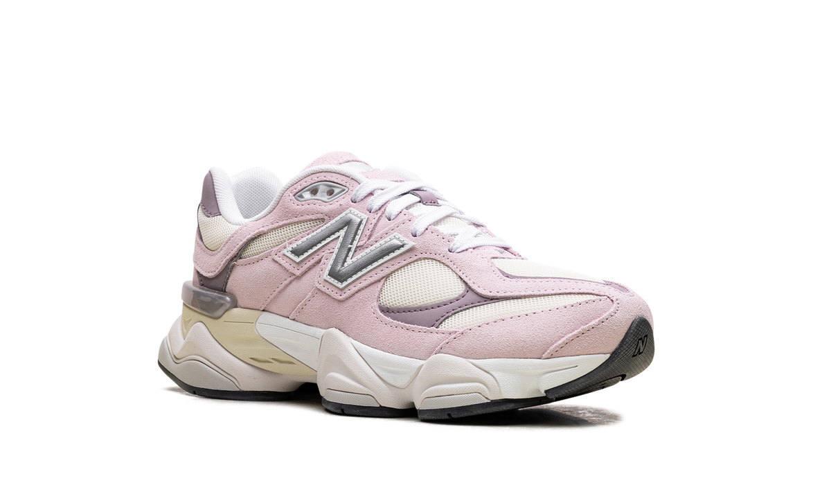 Overkicks - New Balance 9060 Pink White (GC9060BE) - detalle upper