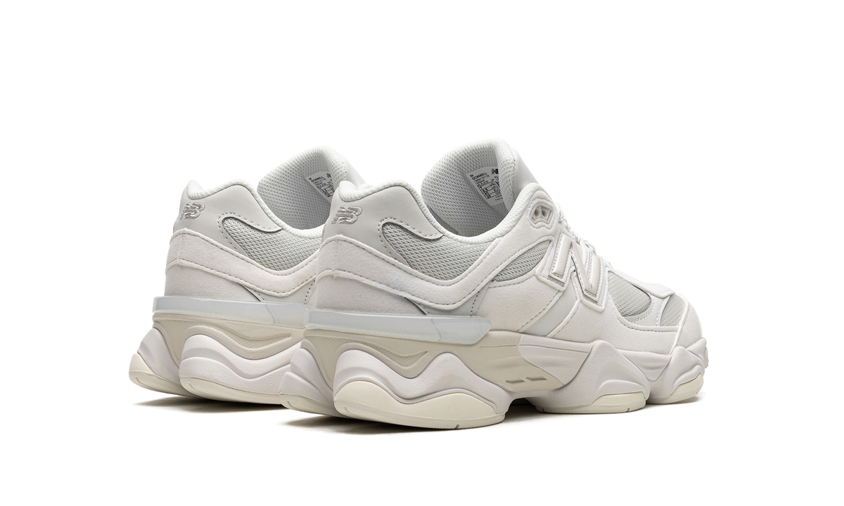 Overkicks - New Balance 9060 Reflection (GC9060LL) - par completo