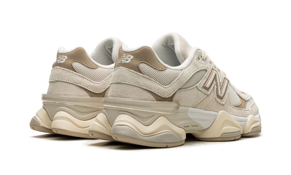 Overkicks - New Balance 9060 Sea Salt Brown (U9060JAM) - par completo