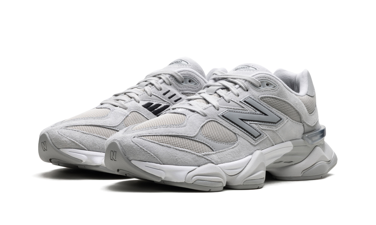 Overkicks - New Balance 9060 Silver Metallic Grey (U9060JGR) - vista trasera