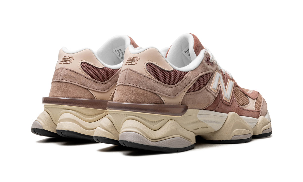 Overkicks - New Balance 9060 Sparrow Flat Taupe (U9060EEH) - par completo