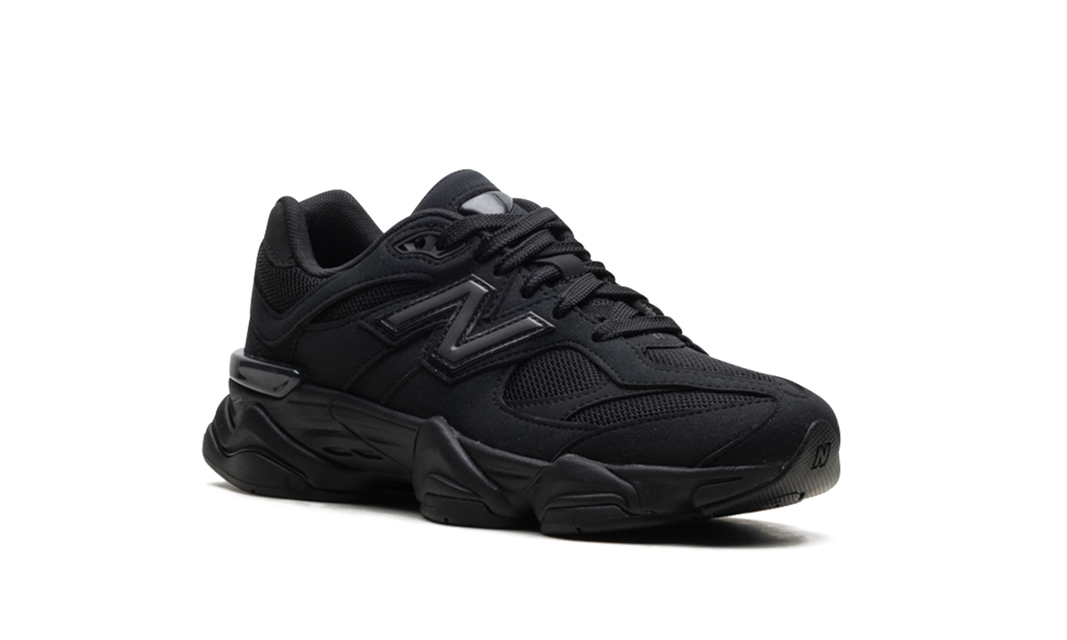 Overkicks - New Balance 9060 Triple Black (GS) (GC9060BB) - imagen 7