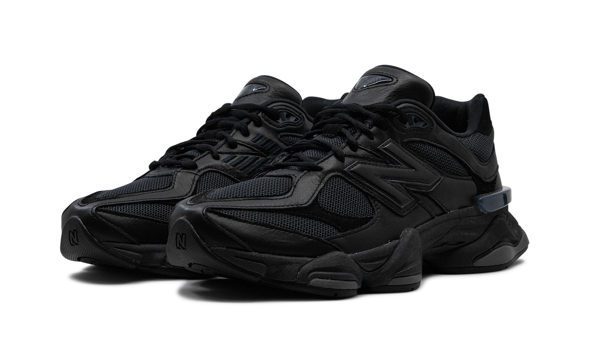Overkicks - New Balance 9060 Triple Black Leather (U9060NRI) - vista trasera