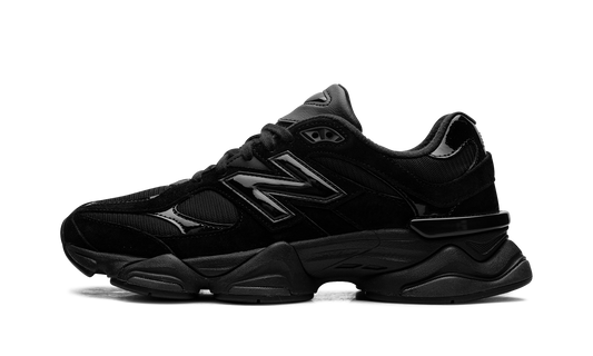 Overkicks - New Balance 9060 Triple Black Patent (U9060ZBO) - vista lateral