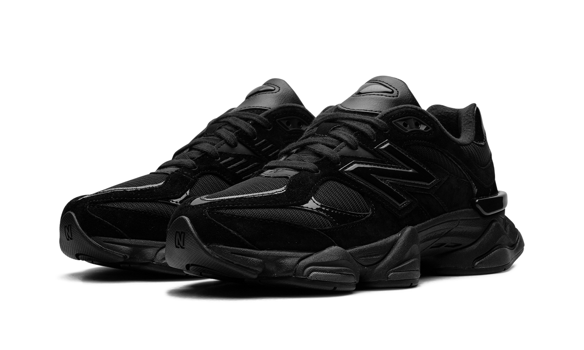 Overkicks - New Balance 9060 Triple Black Patent (U9060ZBO) - vista trasera