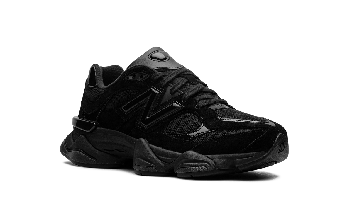 Overkicks - New Balance 9060 Triple Black Patent (U9060ZBO) - detalle upper