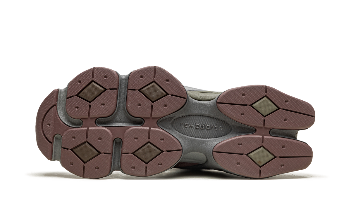 Overkicks - New Balance 9060 Truffle Rich Earth Magnet (U9060BCG) - vista superior
