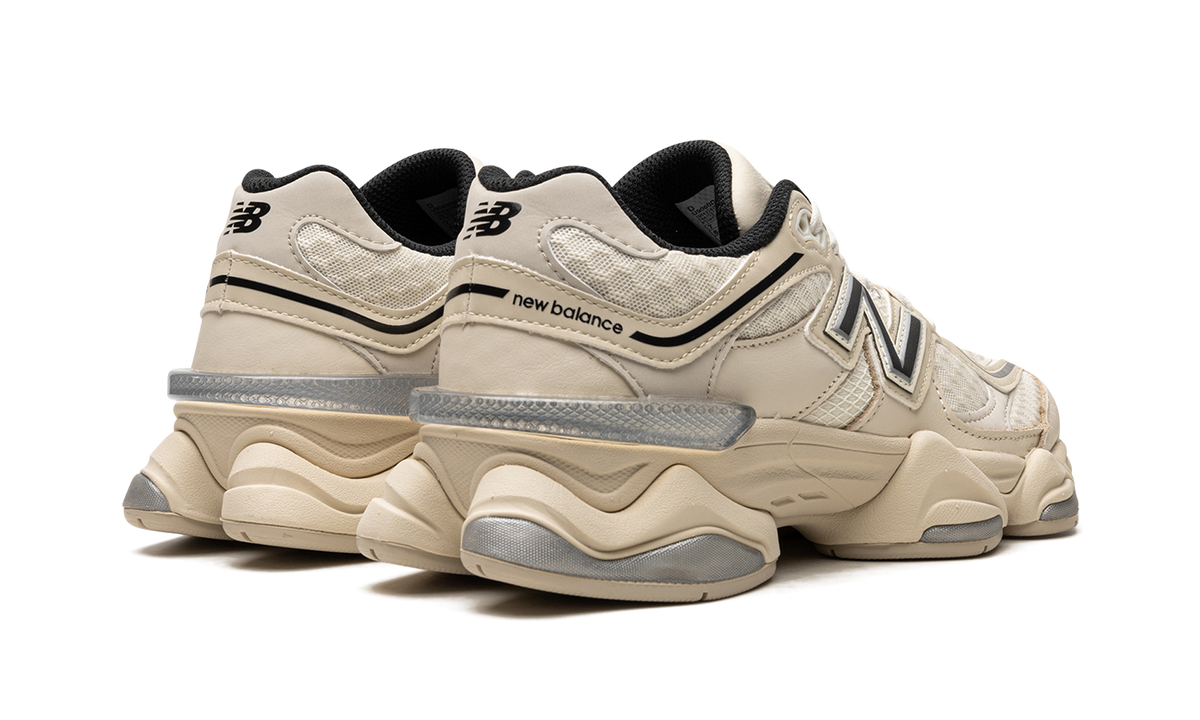 Overkicks - New Balance 9060 Turtledove Black Silver Metallic (U9060DUA) - par completo