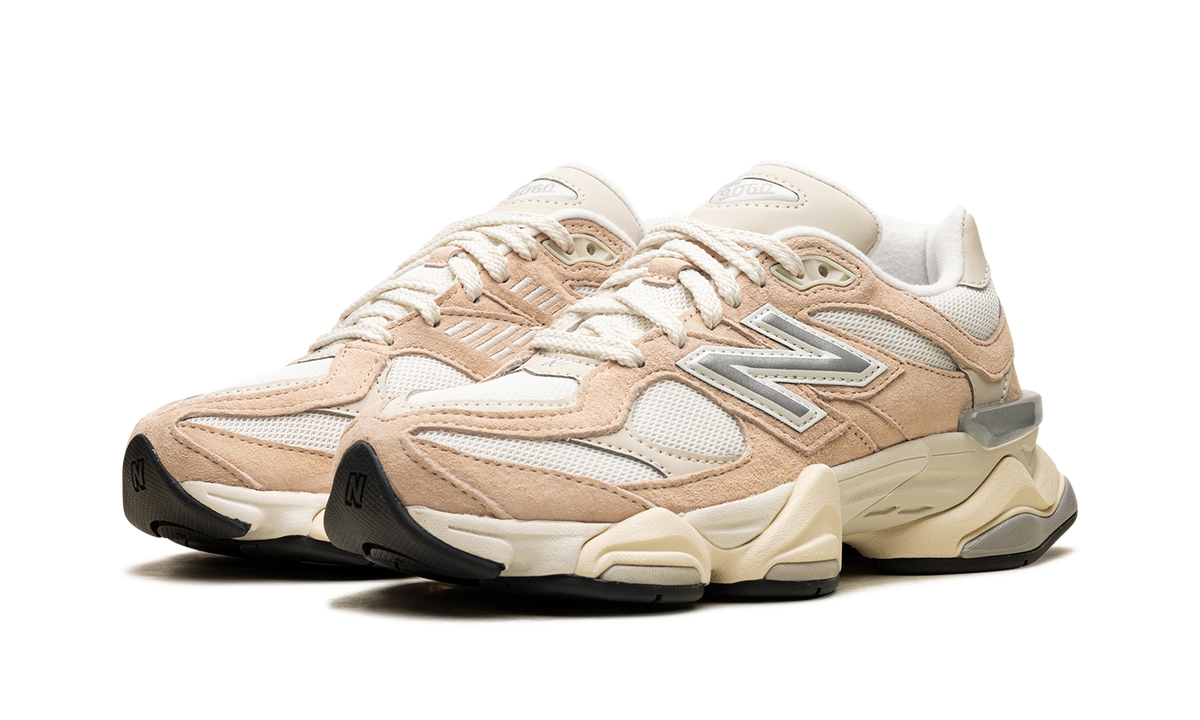 Overkicks - New Balance 9060 Vintage Rose (U9060WNA) - vista trasera