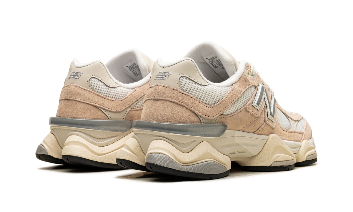 Overkicks - New Balance 9060 Vintage Rose (U9060WNA) - par completo