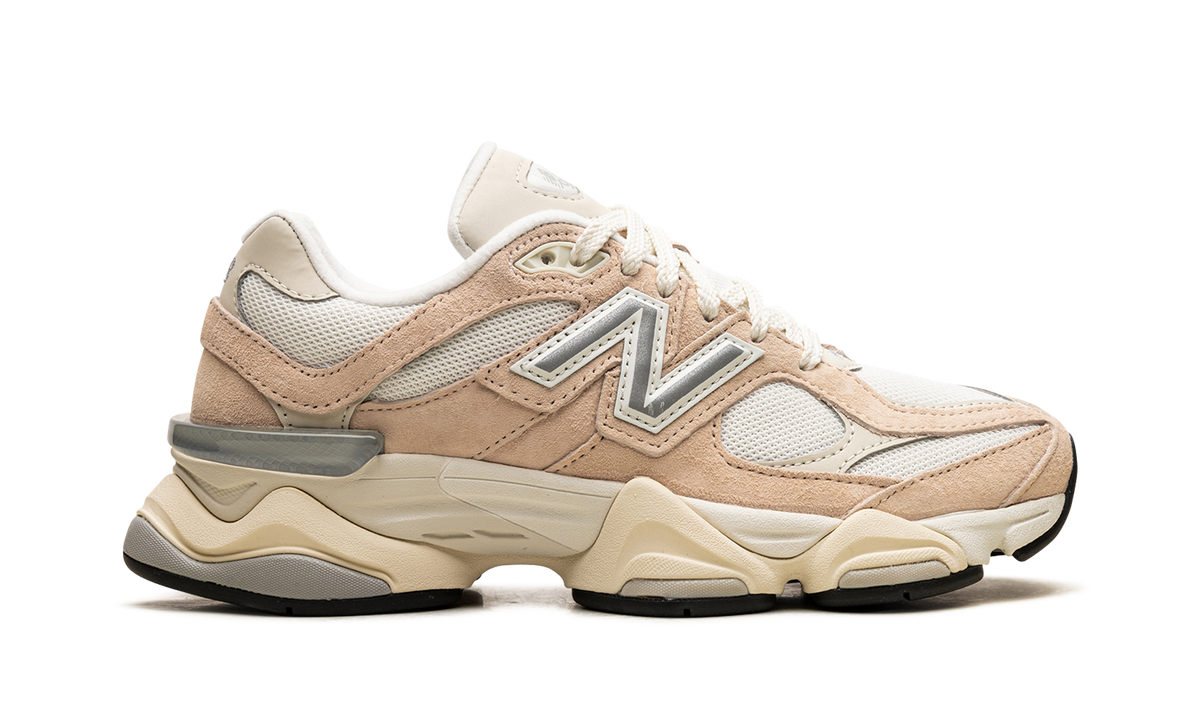 Overkicks - New Balance 9060 Vintage Rose (U9060WNA) - detalle talón
