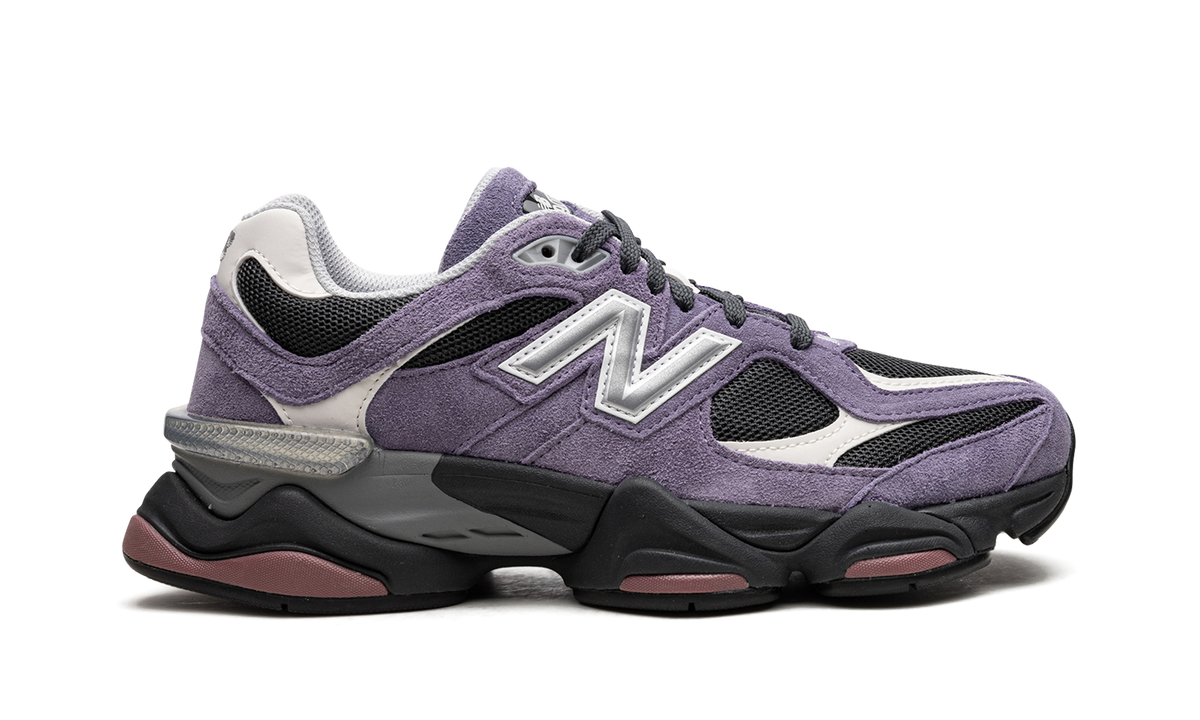 Overkicks - New Balance 9060 Violet Noir (U9060VRB) - detalle talón
