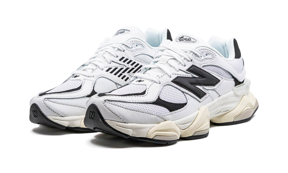Overkicks - New Balance 9060 White Black (U9060AAB) - vista trasera