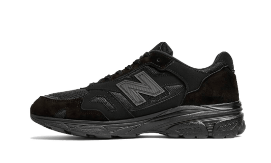 Overkicks - New Balance 920 MiUK Black Grey (M920BLK) - vista lateral