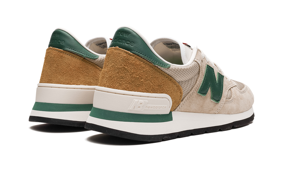 Overkicks - New Balance 990v1 MiUSA Tan Green (M990TG1) - par completo
