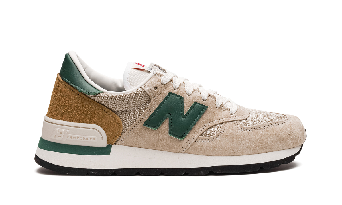 Overkicks - New Balance 990v1 MiUSA Tan Green (M990TG1) - detalle talón