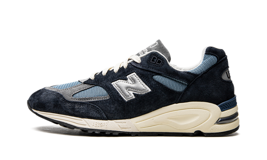 Overkicks - New Balance 990v2 MiUSA Teddy Santis Navy Castlerock (M990TB2) - vista lateral