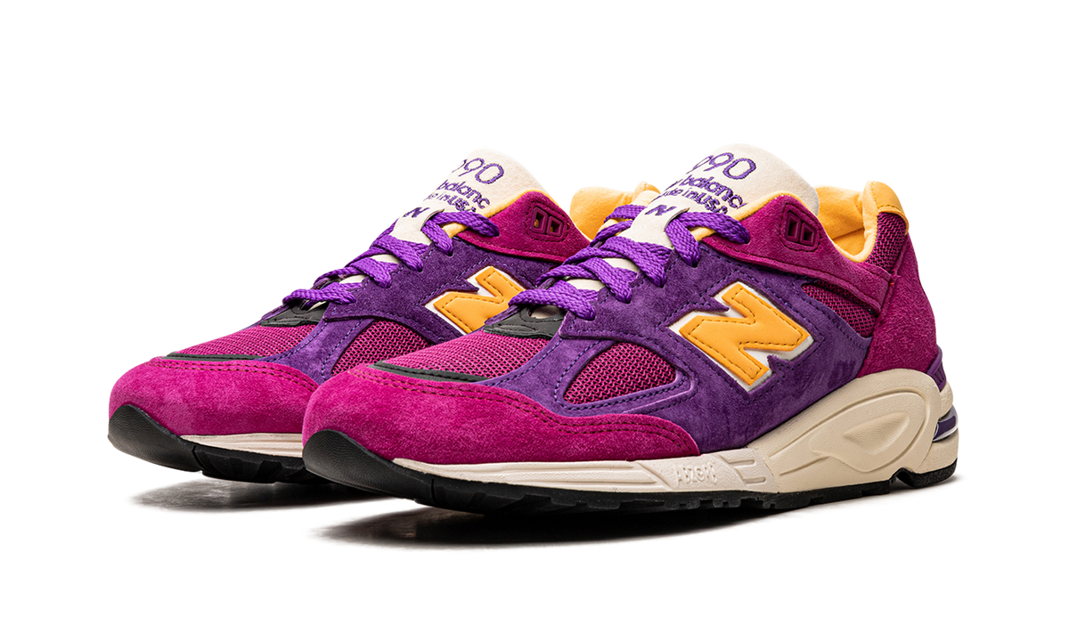 Overkicks - New Balance 990v2 MiUSA Teddy Santis Purple Yellow (M990PY2) - vista trasera