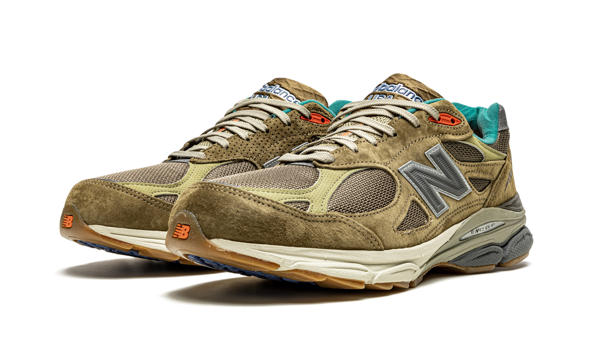Overkicks - New Balance 990v3 MiUSA Bodega Here To Stay (M990BD3) - vista trasera