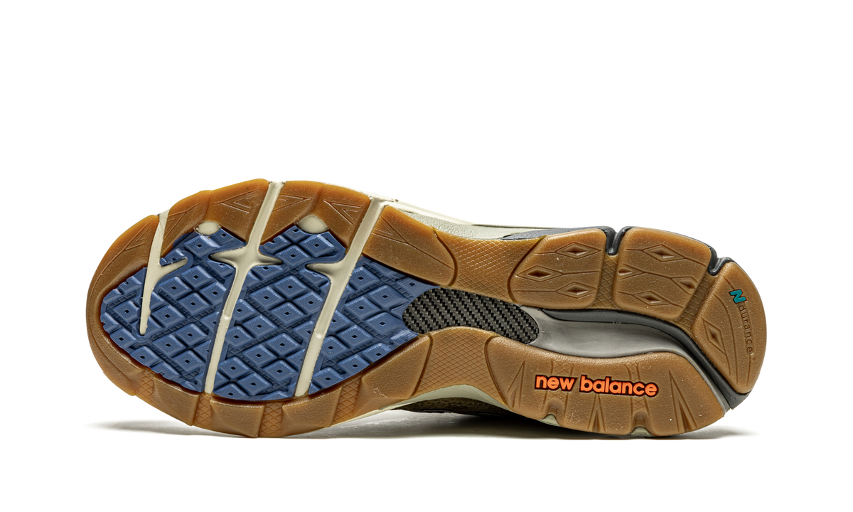 Overkicks - New Balance 990v3 MiUSA Bodega Here To Stay (M990BD3) - vista superior