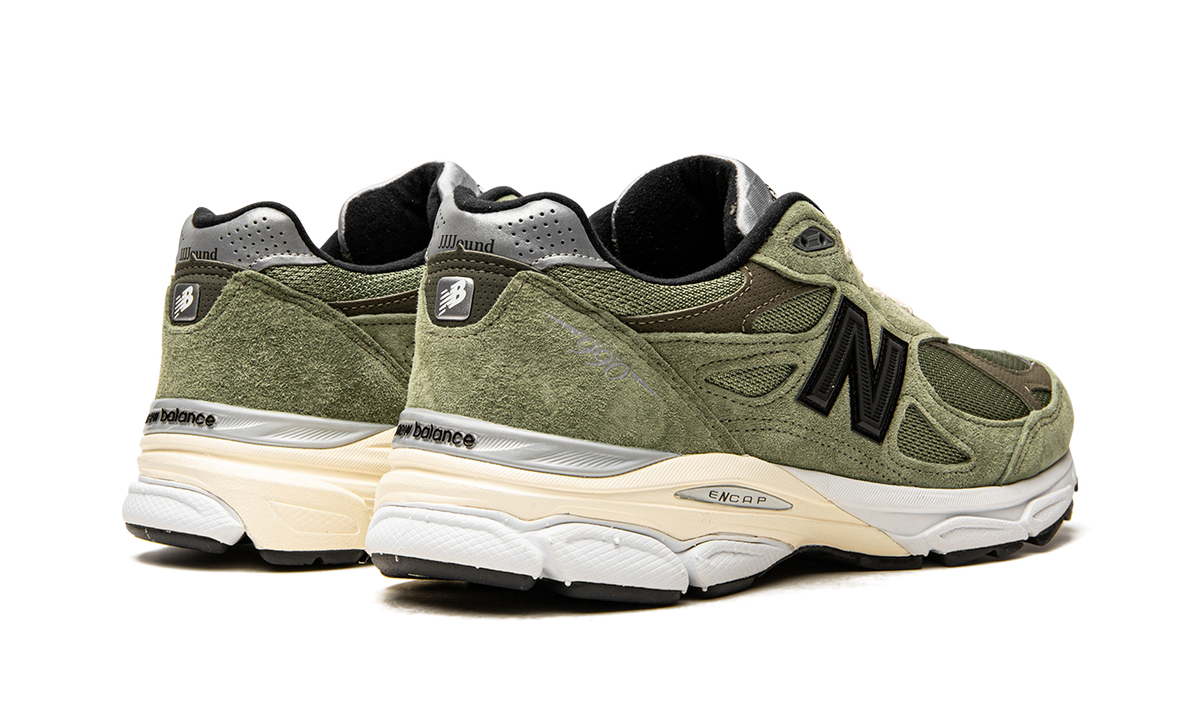 Overkicks - New Balance 990v3 MiUSA JJJJound Olive (M990JD3) - par completo