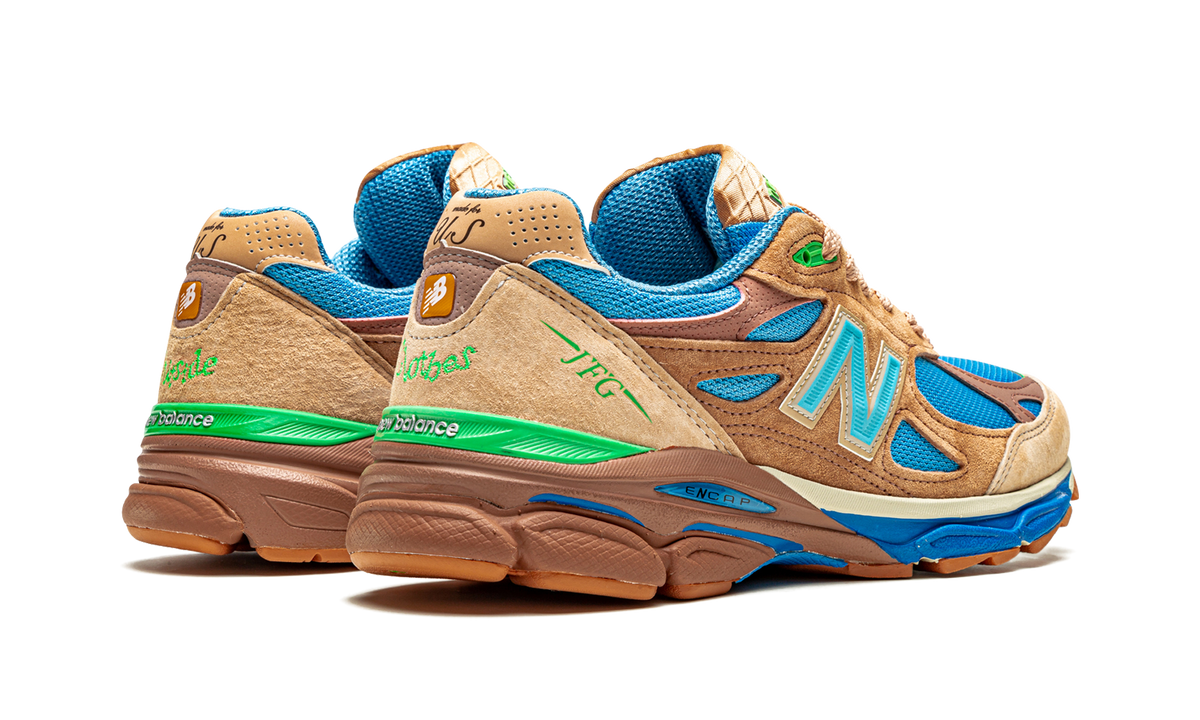 Overkicks - New Balance 990v3 MiUSA Joe Freshgoods Outside Clothes (M990JG3) - par completo