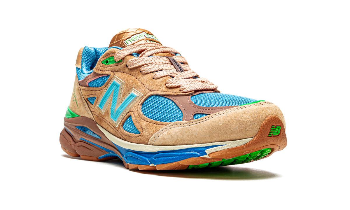 Overkicks - New Balance 990v3 MiUSA Joe Freshgoods Outside Clothes (M990JG3) - detalle lateral interior